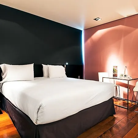 Ikonik Anglí Hotel 4*