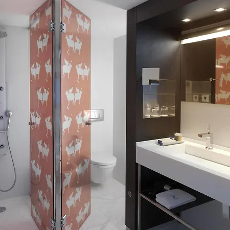 Ikonik Angli Hotel Barcelona