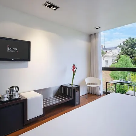 Ikonik Angli Otel 4*