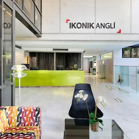 Ikonik Angli 4* Barselona