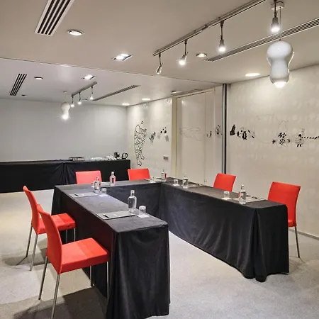 Ikonik Angli Hotel Barcelona