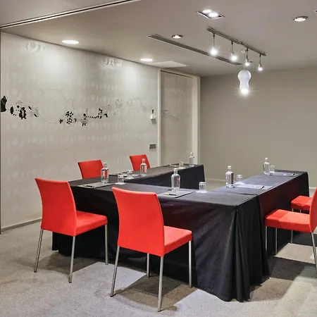 Hotel Ikonik Angli 4*