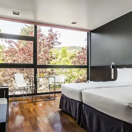 Ikonik Angli Hotel 4*