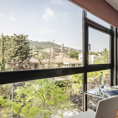 Ikonik Angli Hotel 4*