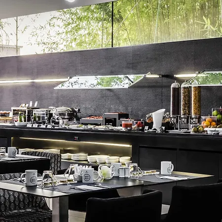 Hotel Ikonik Angli 4*